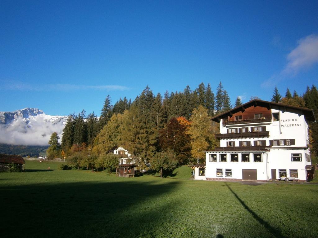 Pension Waldrast Ehenbichl Exteriör bild